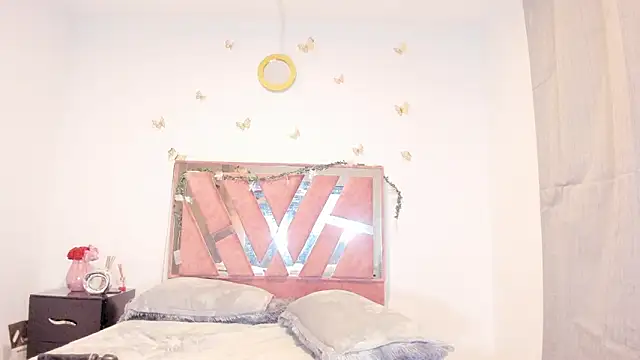 Ella Lenox online show from November 22, 1:52 am