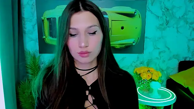 Mollyinyourmind online show from April 20, 9:40 pm