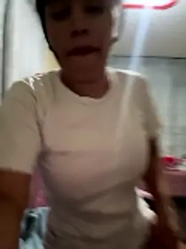 laure torres online show from January 6, 6:06 am