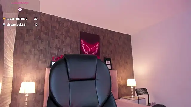 Snapshot of marian__stone chatting on October 1, 7:41 pm marian  stone online show from October 1, 7:41 pm