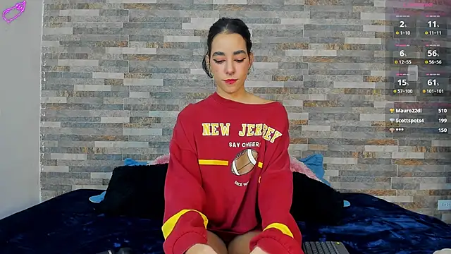 violett  golden online show from October 7, 2:16 am