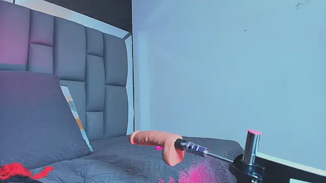 Snapshot of Roxana_gomez chatting on October 7, 3:11 am Roxana gomez online show from October 7, 3:11 am