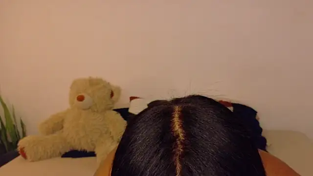 nudesketch1 online show from October 8, 2:43 pm