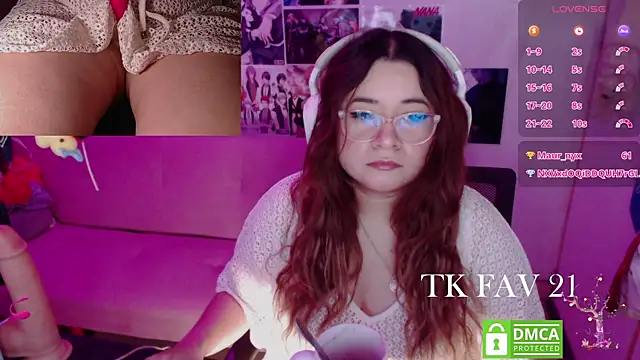 Pink girl0n online show from May 30, 11:19 am