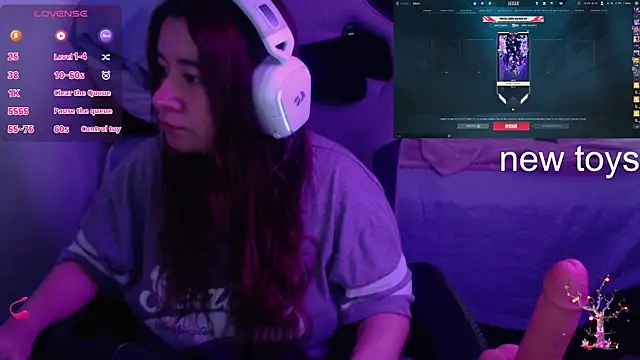 Pink girl0n online show from January 5, 6:44 pm