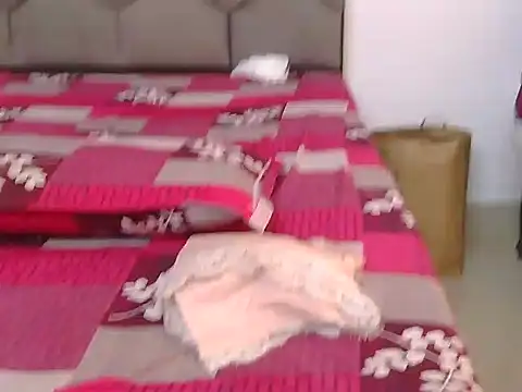 Diyaa Singh online show from April 7, 5:20 am