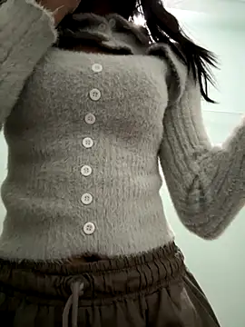 modelnishu online show from November 23, 2:03 am