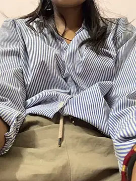 Snapshot of modelnishu chatting on October 14, 5:59 pm modelnishu online show from October 14, 5:59 pm