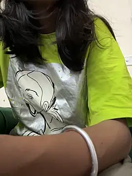 Snapshot of modelnishu chatting on October 3, 12:10 pm modelnishu online show from October 3, 12:10 pm