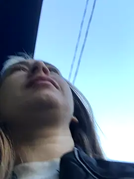 Reina Cummings online show from September 24, 4:44 am