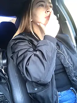 Reina Cummings online show from September 22, 4:55 am