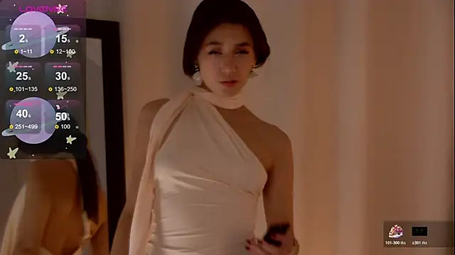 Snapshot of Your_Treasure chatting on October 28, 11:31 pm Your Treasure online show from October 28, 11:31 pm