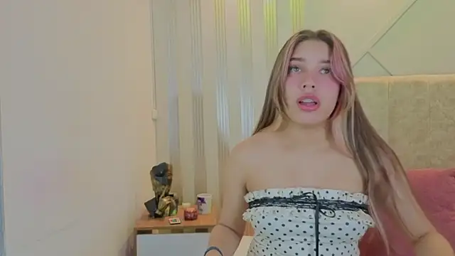 nami sweet  online show from December 3, 11:45 am