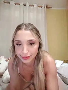 Snapshot of mikateen chatting on September 24, 9:14 pm mikateen online show from September 24, 9:14 pm