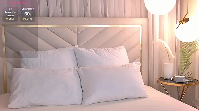 Snapshot of ArianaMell chatting on September 30, 3:12 am ArianaMell online show from September 30, 3:12 am