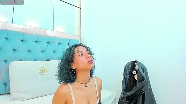 Snapshot of lis_rous chatting on September 24, 11:42 am lis rous online show from September 24, 11:42 am