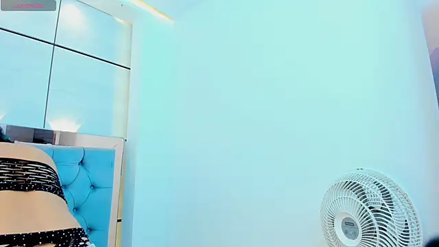 Snapshot of lis_rous chatting on October 8, 11:36 am lis rous online show from October 8, 11:36 am