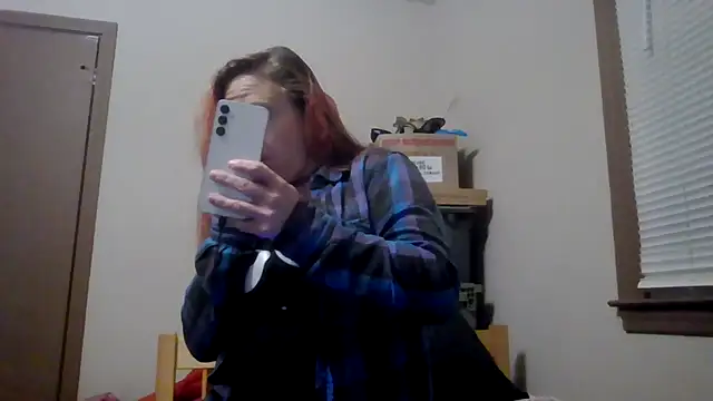 TWiSTYTheTwizted online show from March 14, 9:21 am