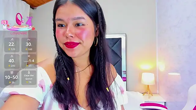 Snapshot of kittyy_babee chatting on October 10, 11:59 am kittyy babee online show from October 10, 11:59 am