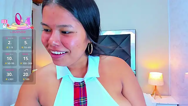 Snapshot of kittyy_babee chatting on October 24, 11:06 am kittyy babee online show from October 24, 11:06 am