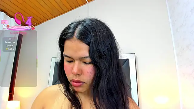 Snapshot of kittyy_babee chatting on September 19, 11:31 am kittyy babee online show from September 19, 11:31 am