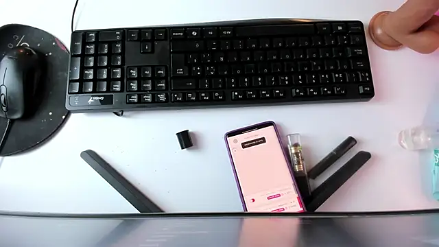 Snapshot of Isa_Thompson__ chatting on October 1, 12:54 pm Isa Thompson online show from October 1, 12:54 pm