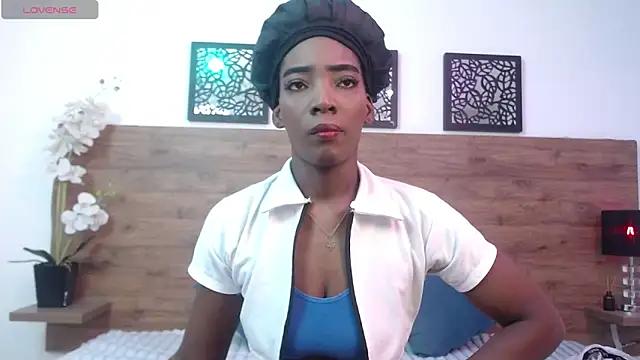 AlexandraCambell online show from February 5, 8:56 pm