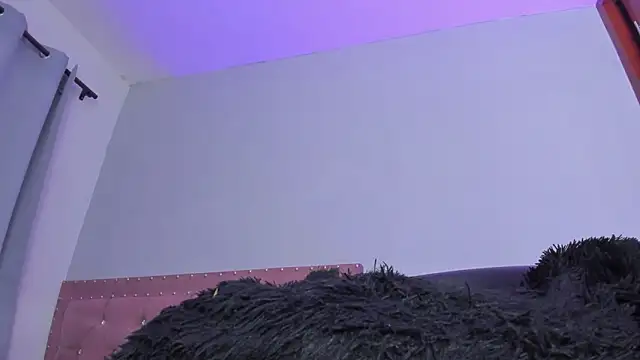 Lucy shen  online show from February 19, 12:32 am