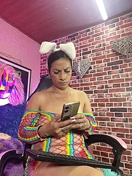 aliaandadara online show from April 1, 1:41 pm