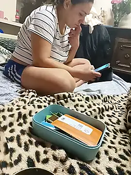 oniNl23 online show from November 2, 4:05 am