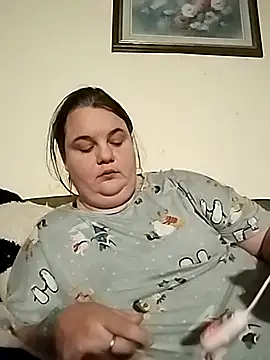 LittleBunny3 online show from November 10, 12:50 am