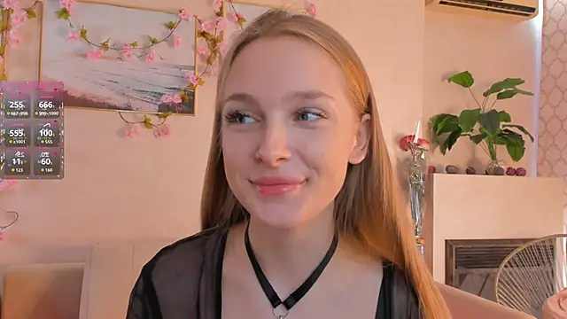 Snapshot of CindyGreen chatting on October 19, 6:37 am CindyGreen online show from October 19, 6:37 am