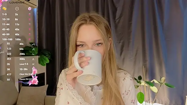 CindyGreen online show from November 30, 6:39 am