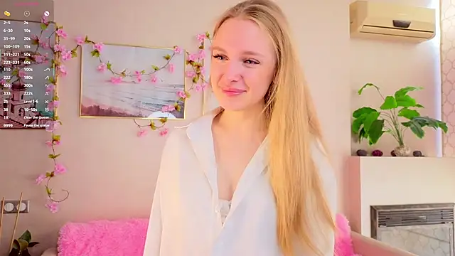 Snapshot of CindyGreen chatting on September 29, 6:51 am CindyGreen online show from September 29, 6:51 am