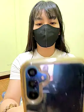 Snapshot of Windy222 chatting on September 22, 11:19 am Windy222 online show from September 22, 11:19 am