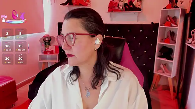 Snapshot of D_Martii chatting on September 26, 1:53 pm D Martii online show from September 26, 1:53 pm