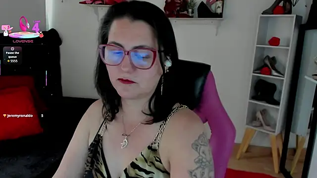 Snapshot of D_Martii chatting on September 20, 1:09 pm D Martii online show from September 20, 1:09 pm