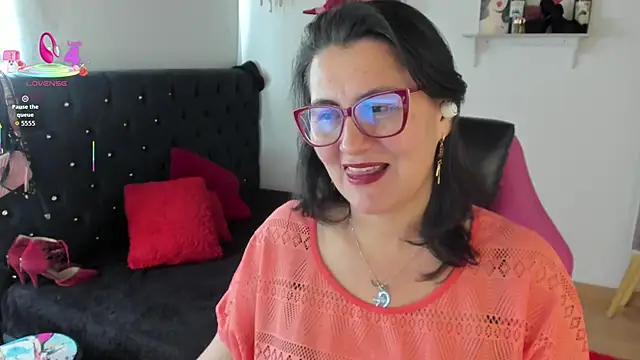 Snapshot of D_Martii chatting on September 23, 1:31 pm D Martii online show from September 23, 1:31 pm