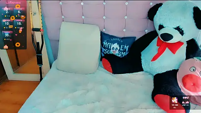 Snapshot of _samy_huber chatting on September 22, 7:34 pm samy huber online show from September 22, 7:34 pm