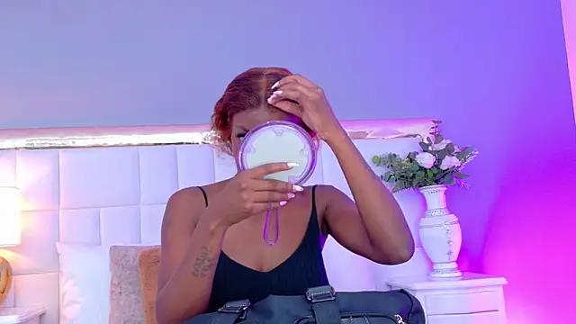 MadeleineHocker online show from November 3, 12:53 pm