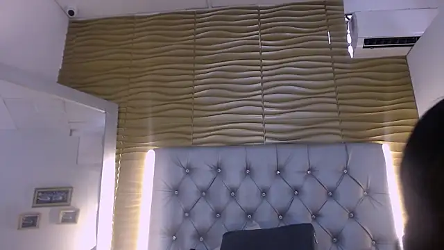 Snapshot of MariyaNovaki chatting on October 14, 3:47 pm MariyaNovaki online show from October 14, 3:47 pm