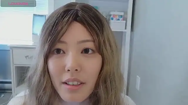 Nana with online show from March 9, 9:07 pm