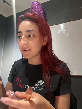 Snapshot of JuliethaDemon_ chatting on October 20, 1:14 pm JuliethaDemon  online show from October 20, 1:14 pm