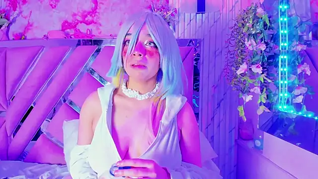 Akane Hikari  online show from September 30, 6:30 am