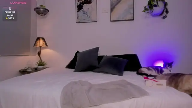 MiaCoopper online show from October 25, 2:08 am