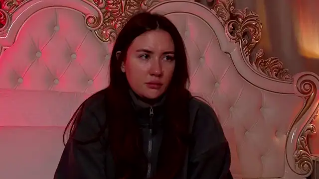 MeganStrain online show from February 2, 3:38 am