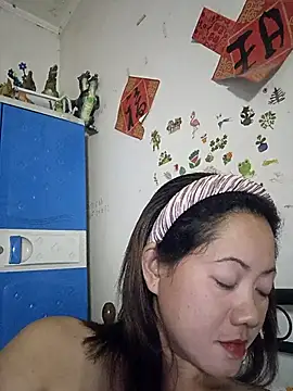 SweetASS6969 online show from November 12, 5:00 pm