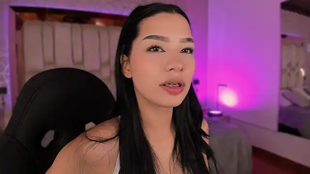 VanessaDuval online show from September 15, 3:59 am