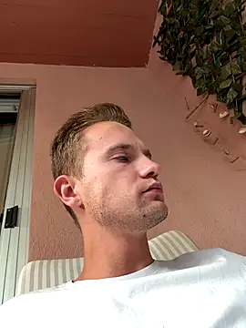 Italy sex boy online show from September 30, 4:01 pm