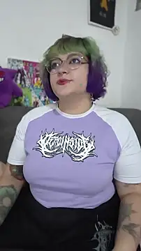 XxGreenGoodxX online show from May 31, 8:10 pm